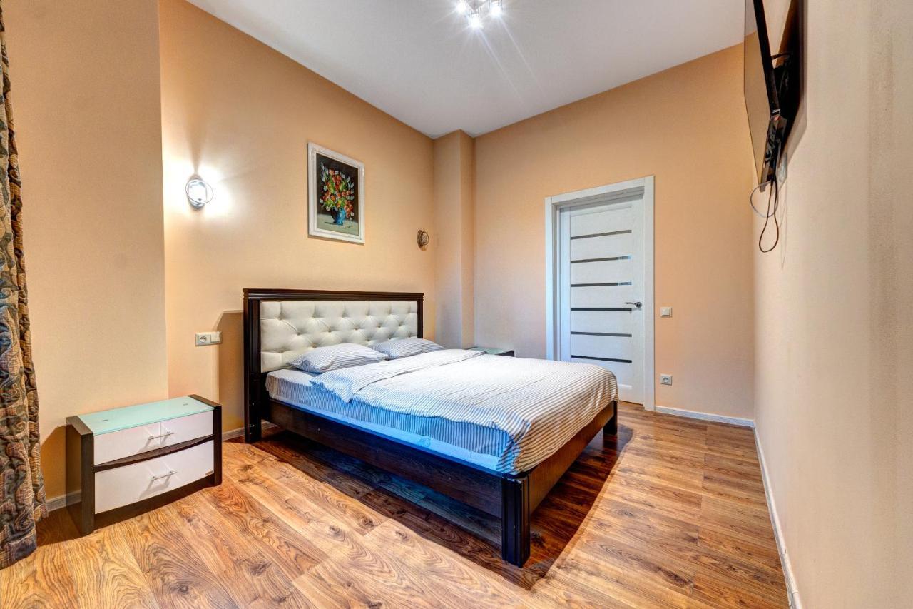 Apartments Near Kiev Botanical Garden Ym.Hryshka Ngoại thất bức ảnh