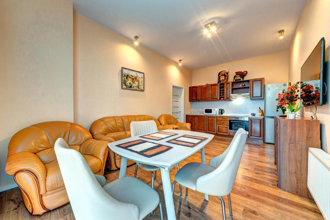 Apartments Near Kiev Botanical Garden Ym.Hryshka Ngoại thất bức ảnh