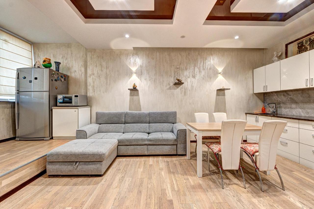 Apartments Near Kiev Botanical Garden Ym.Hryshka Ngoại thất bức ảnh